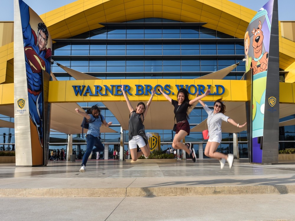 Warner Bros World