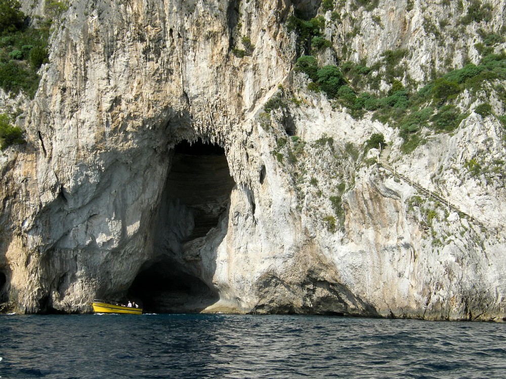 White Grotto (Grotta Bianca)