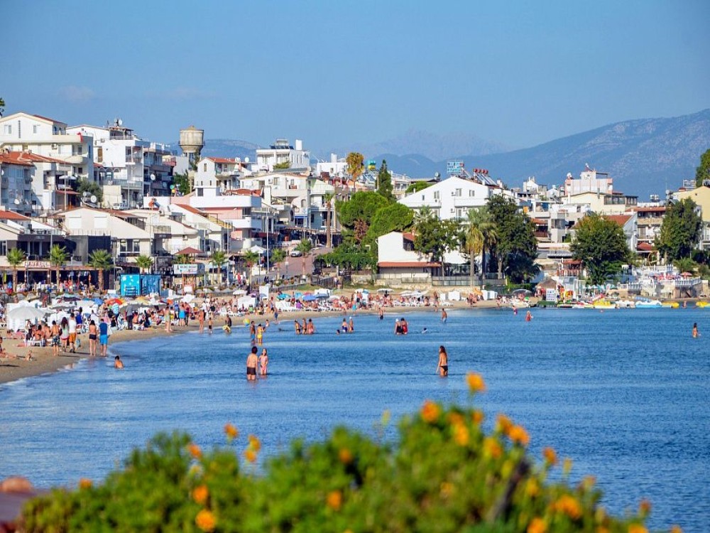 Golden Sand Beach / Altinkum Plaji