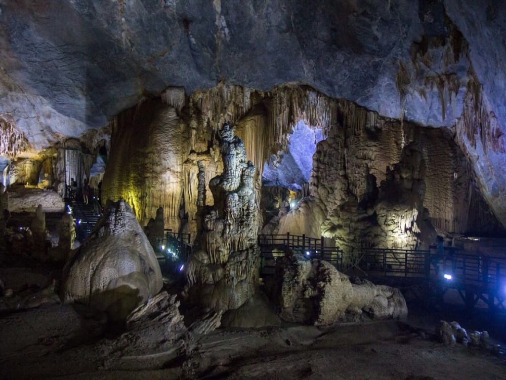Phong Nha Tour To The Caves