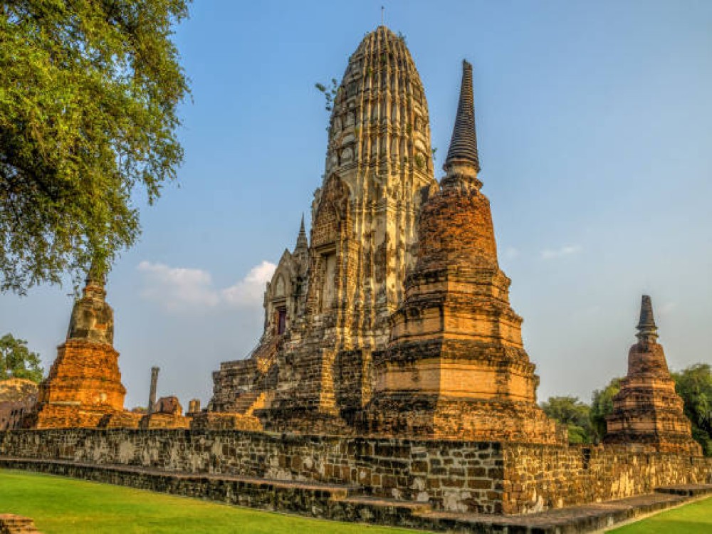 Wat Ratchaburana (Temple of the Royal Restoration)