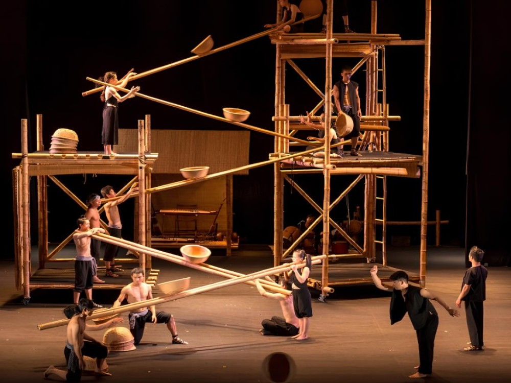 A O Show - Lune Production