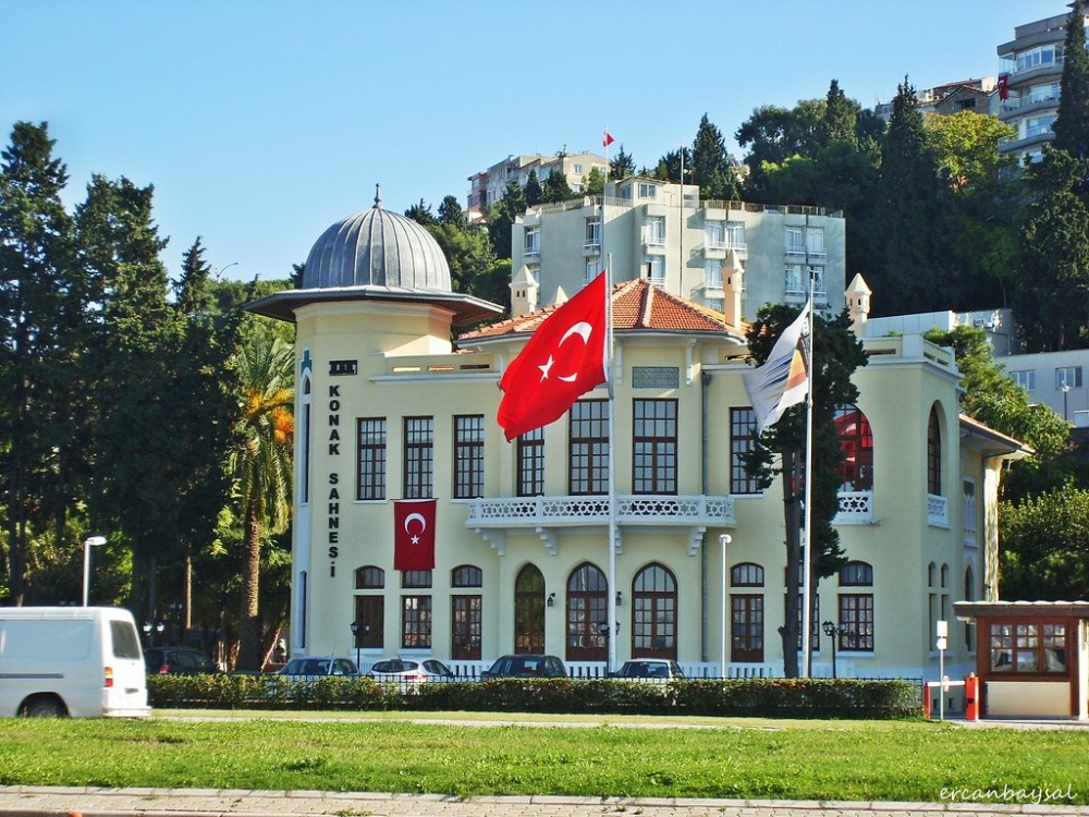 Izmir State Theatre