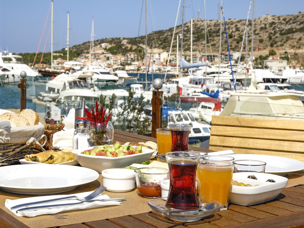 Cesme Marina
