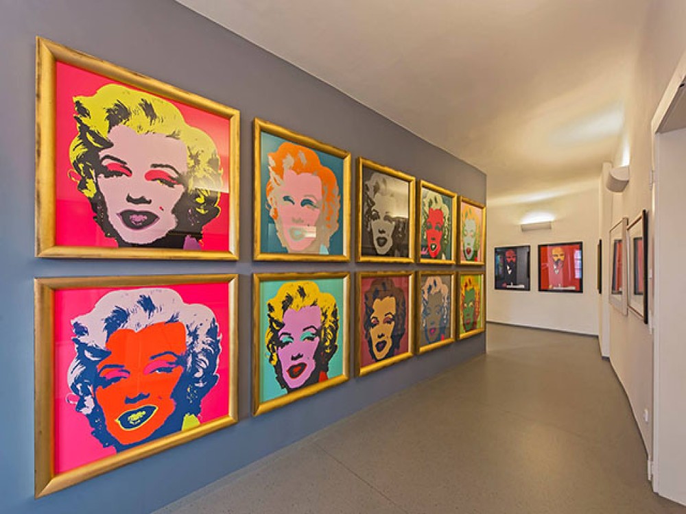 Central Gallery Prague