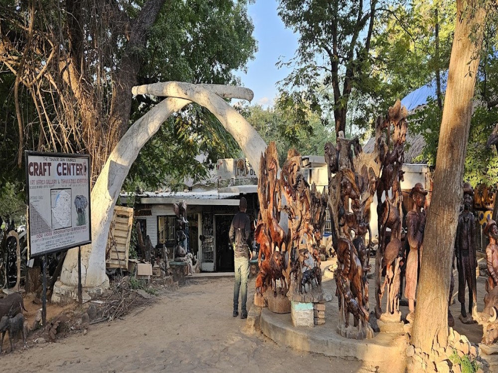Elephant's Walk Shopping And Artist's Village