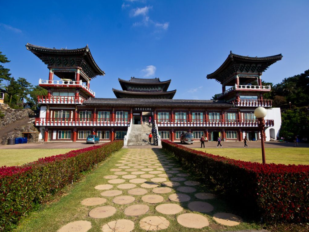 Yakchunsa Temple