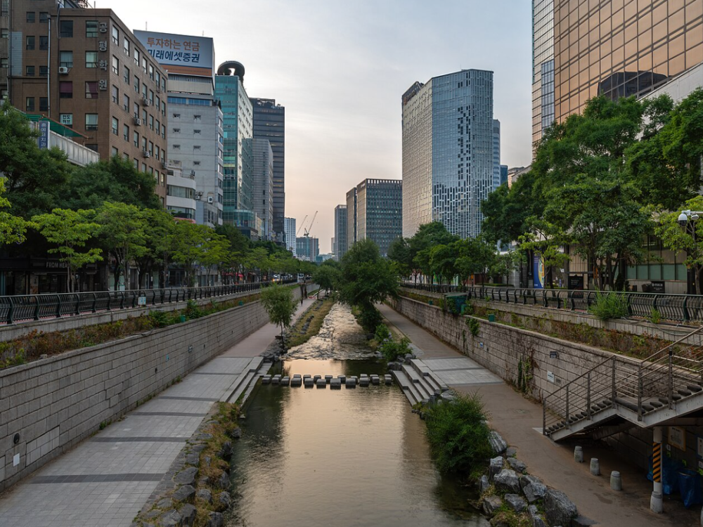 Cheonggyecheon Stream