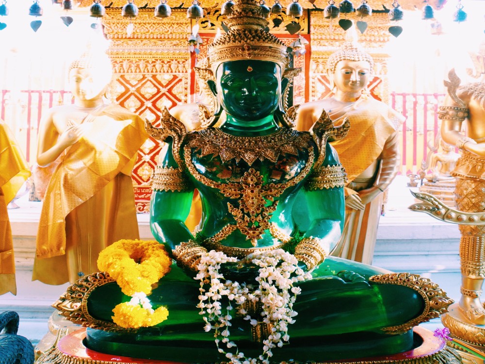  Temple of the Emerald Buddha (Wat Phra Kaew)
