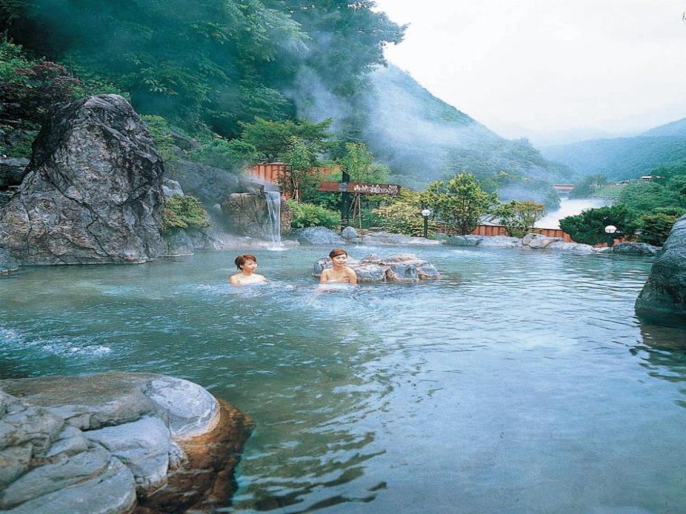Mae Kachan Hot Spring