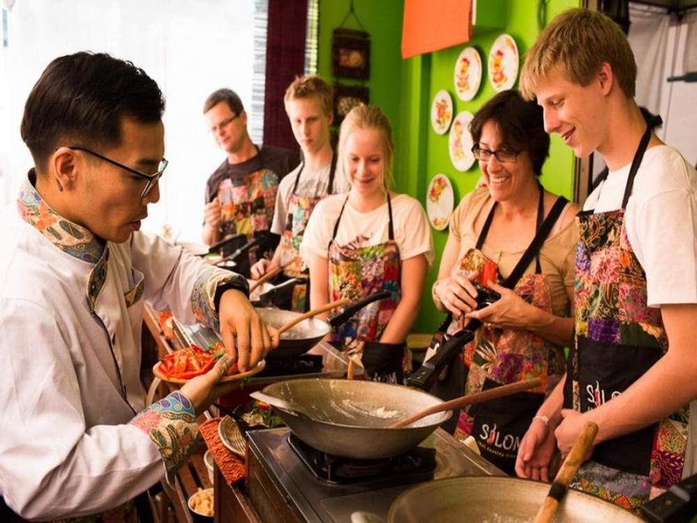 Baipai Thai Cooking School
