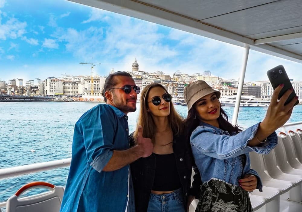 Istanbul: Bosphorus & Golden Horn Cruise Daytime or Sunset | ®ExcursionMania - Image 6