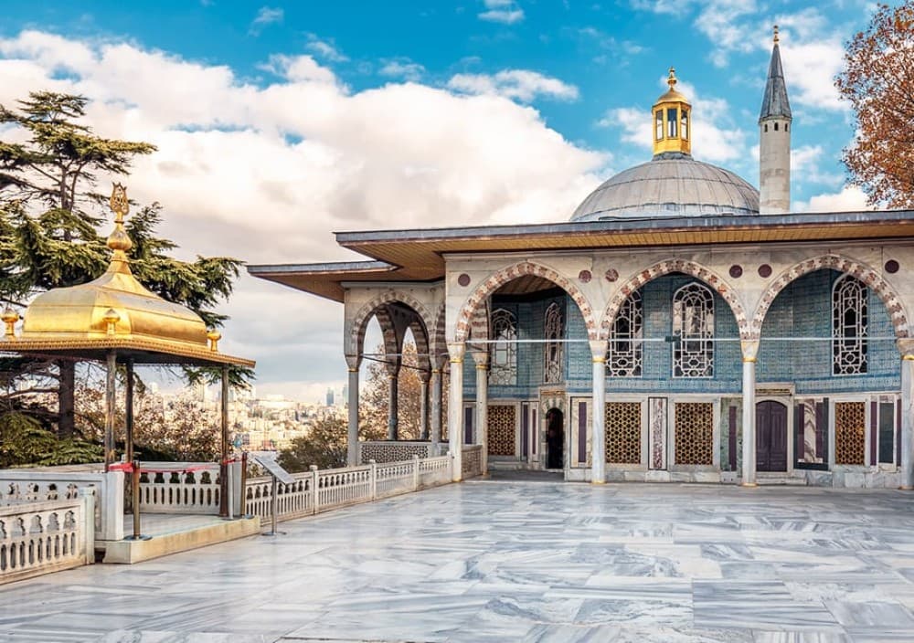 Istanbul: Topkapi and Harem Tour with Skip-the-Line Ticket | ®ExcursionMania - Image 3