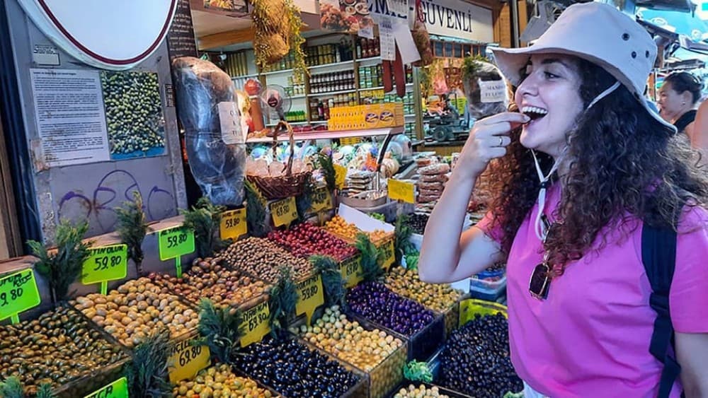 Istanbul: Asian Side Walking Tour with Ferry Ride | ®ExcursionMania - Image 3