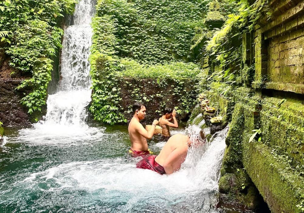 Bali: Temple Visit with Palm Reader & Fortune Telling Option | ®ExcursionMania - Image 4