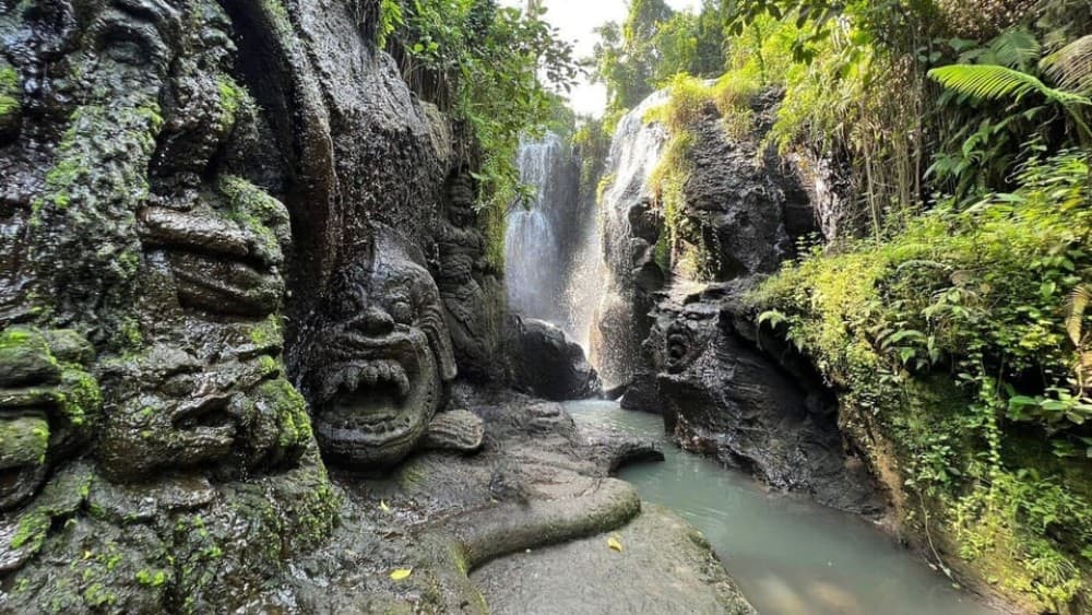 Taman Beji Griya Waterfall: Holy Bathing/Soul Retreat Ritual | ®ExcursionMania - Image 2