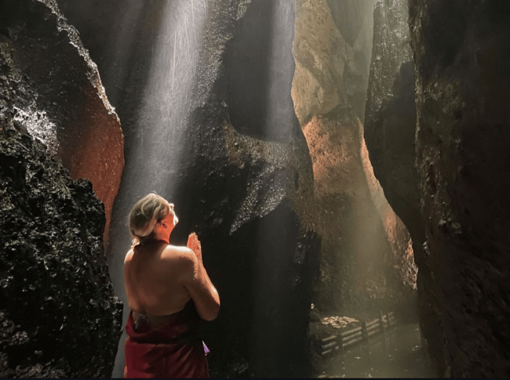 Taman Beji Griya Waterfall: Holy Bathing/Soul Retreat Ritual | ®ExcursionMania - Image 10