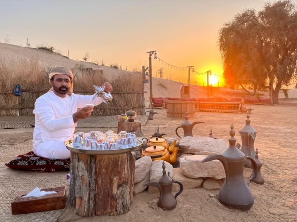 Dubai: Al Marmoom Oasis Horse Riding Experience with Snack | ®ExcursionMania - Image 1