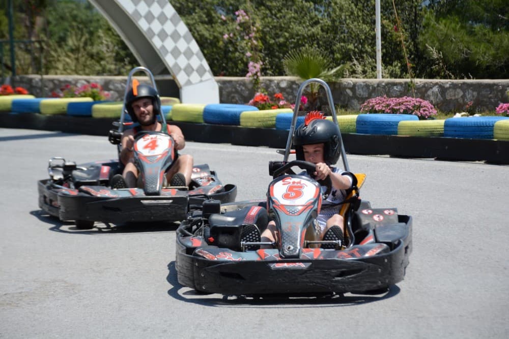 Sharm El-Sheikh: Ghibli Raceway Day Trip | ®ExcursionMania - Image 7