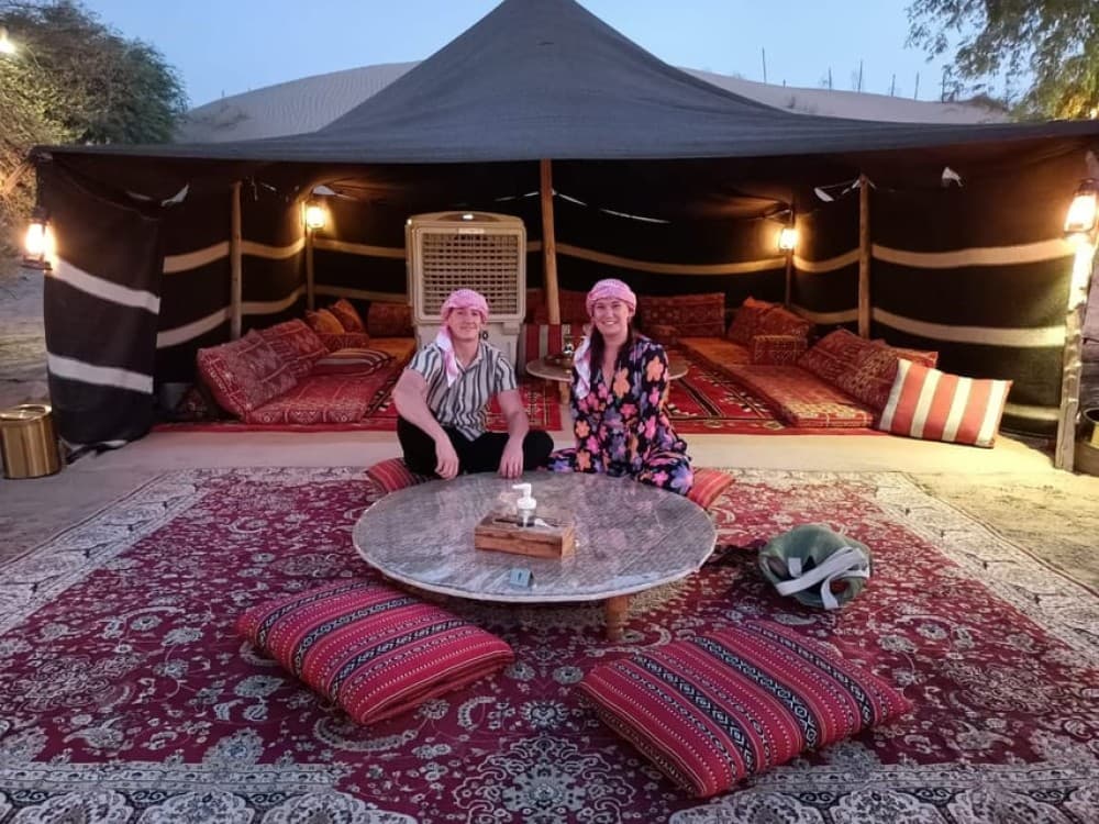 Dubai: Al Marmoom and Al Qudra Lakes Guided Tour with Dinner | ®ExcursionMania - Image 9