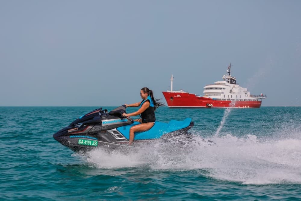 Dubai: Jetski, Burj Khalifa, Burj Al Arab, Juice, & Photos | ®ExcursionMania - Image 6