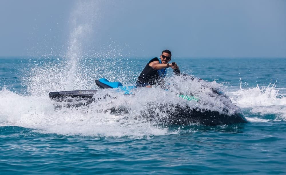 Dubai: Jetski, Burj Khalifa, Burj Al Arab, Juice, & Photos | ®ExcursionMania - Image 7