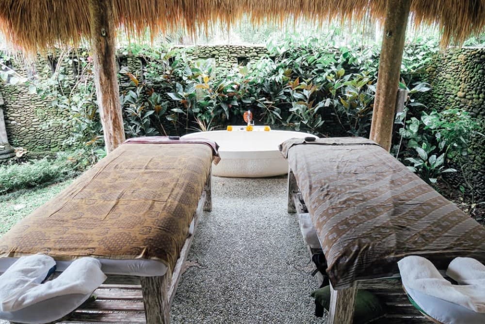 Ubud: Floating Breakfast Jungle Swing  Spa Romantic Tour | ®ExcursionMania - Image 6