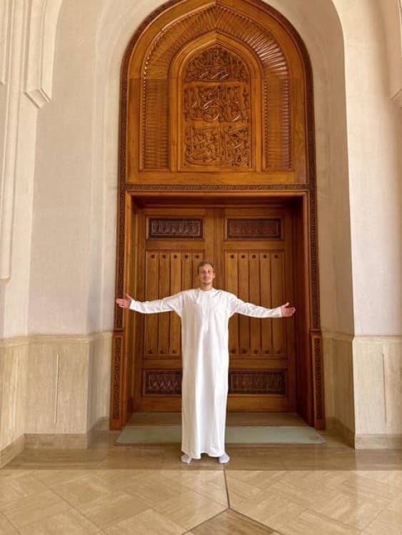 Salalah City Tour: Discover the Best of Omans Coastal Gem | ®ExcursionMania - Image 3