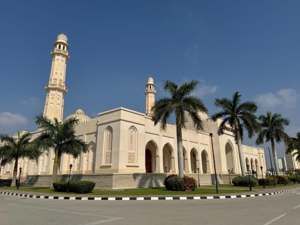 Salalah City Tour: Discover the Best of Omans Coastal Gem | ®ExcursionMania - Image 10