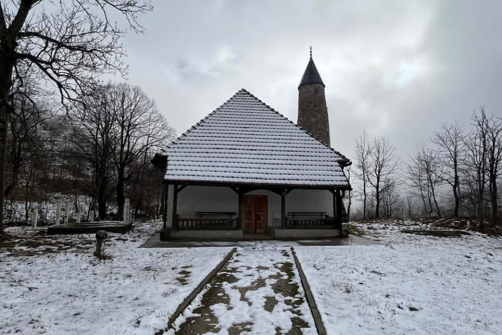 From Sarajevo to Umoljan, Bilici Lake & Bosnian Food Tasting | ®ExcursionMania - Image 6