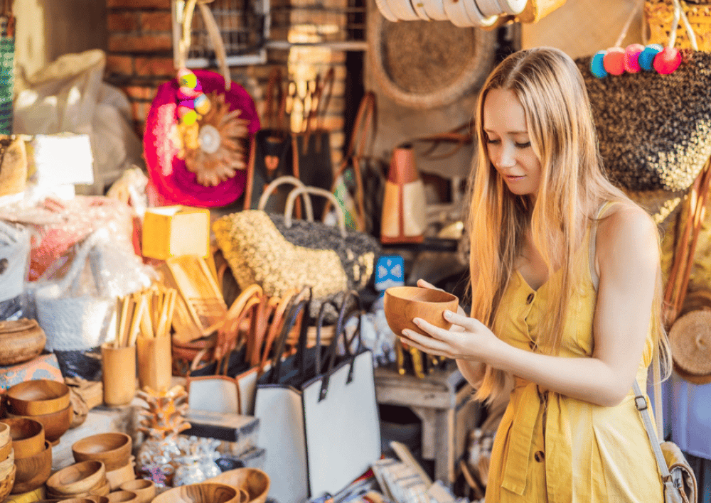 Ubud: Saraswati Temple, Monkey Forest, Art Market, Waterfall | ®ExcursionMania - Image 4