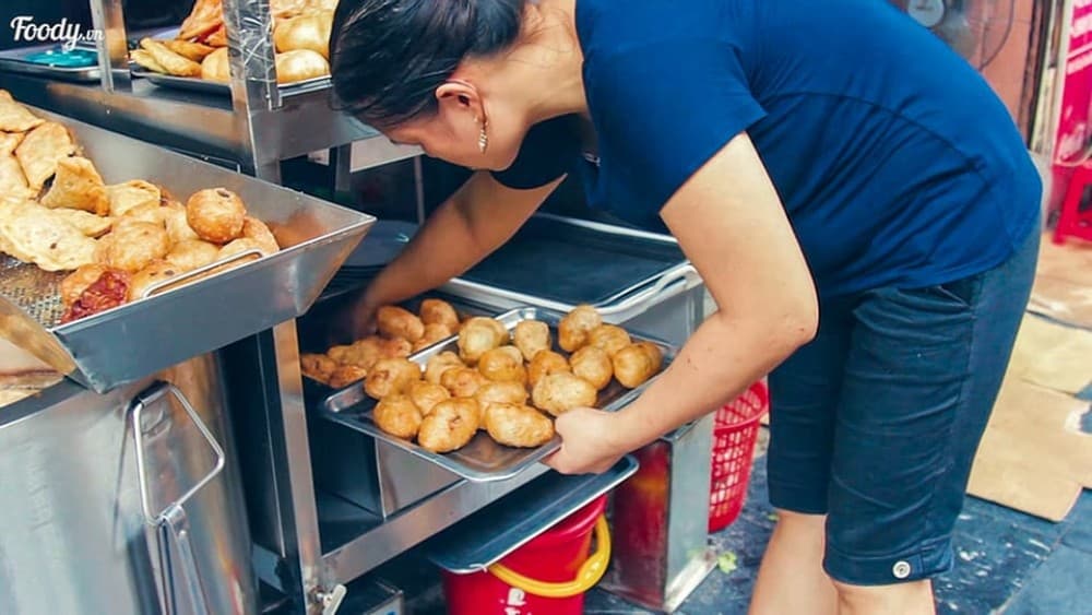 Hanoi: Guided Food Tour with Train Street Visit | ®ExcursionMania - Image 2