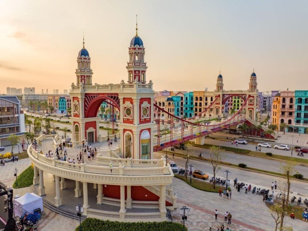 Hanoi: Mega Grand World with Bat Trang Pottery Village | ®ExcursionMania - Image 4