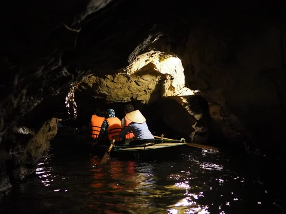 From Hanoi: Trang An & Bai Dinh Pagoda Full-Day Private Tour | ®ExcursionMania - Image 3