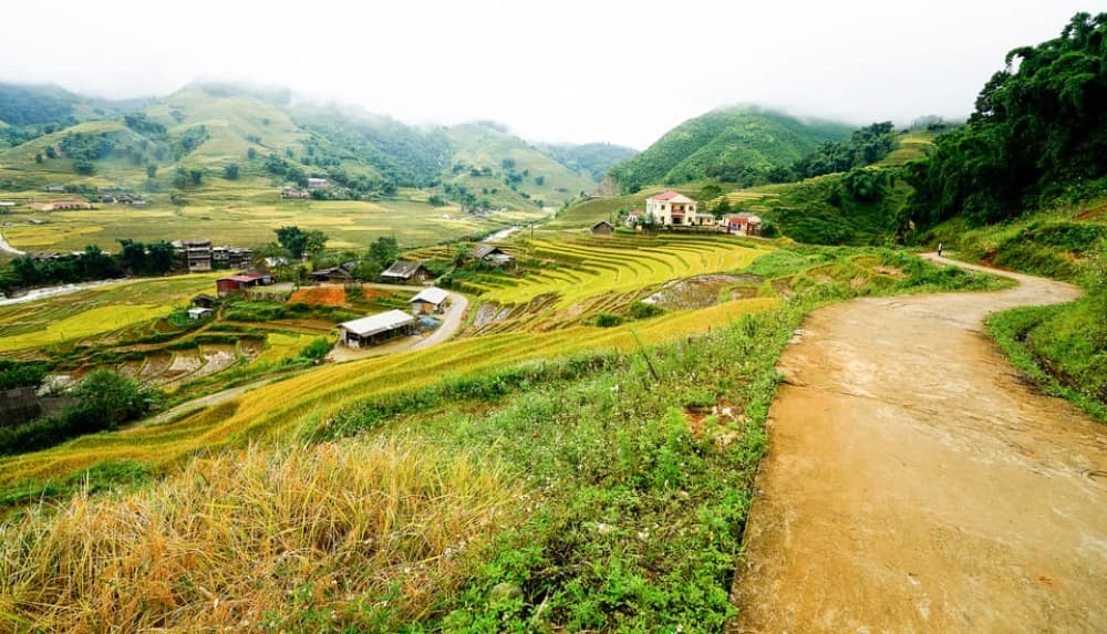 Sapa: 3-Day, 3-Night Trek And Hotel With Overnight Train | ®ExcursionMania - Image 1