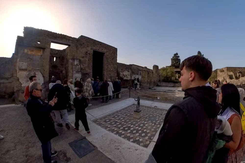 Pompeii: 2 Hours Skip the Line Visit with a Licensed Guide | ®ExcursionMania - Image 4
