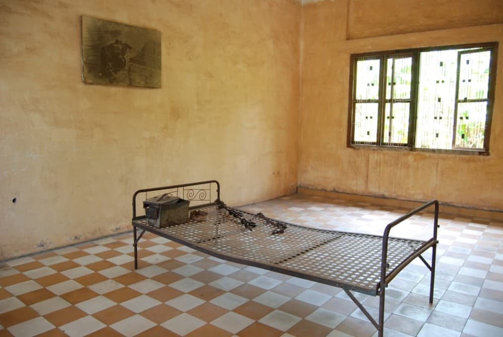 Phnom Penh: Tour of Tuol Sleng Prison and Choeng Ek Memorial | ®ExcursionMania - Image 2