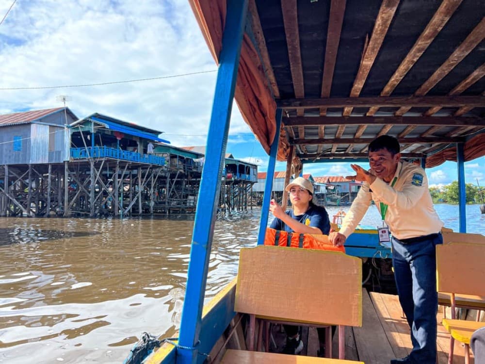 Siem Reap: Tonle Sap and Kampong Phluk Tour with Street Food | ®ExcursionMania - Image 9