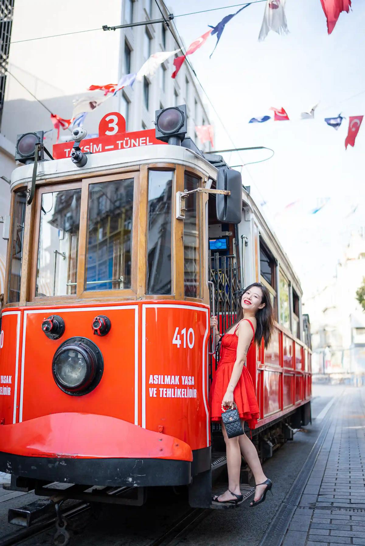 Private Istanbul Photoshoot Tour With Local Photographer | ®ExcursionMania - Image 9
