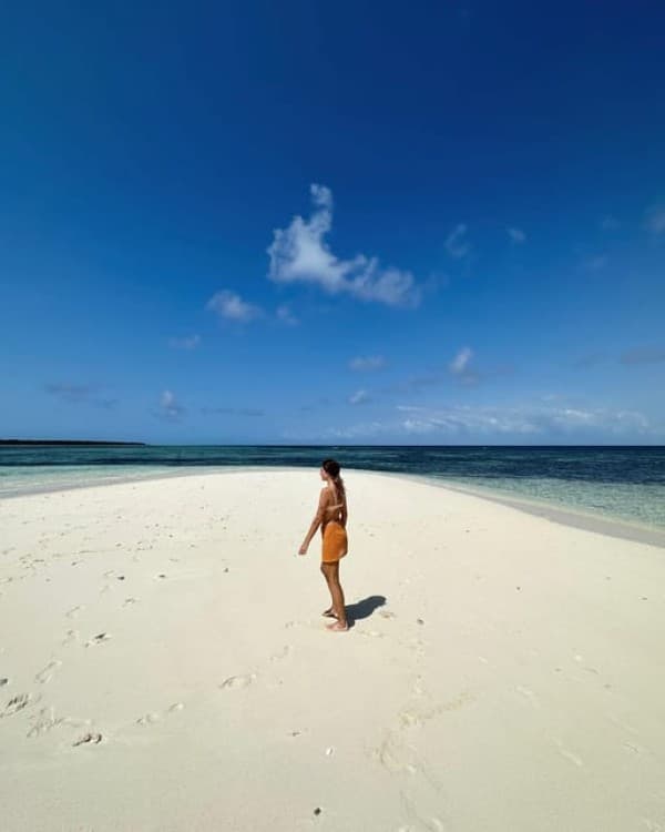 Pungume beach, sandbank BBQ and snorkeling | ®ExcursionMania - Image 3