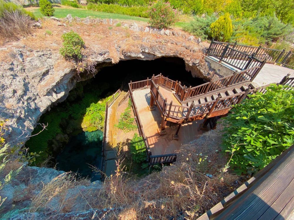 Private Laodicea, Kaklik Cave & Honaz Tour from Pamukkale | ®ExcursionMania - Image 4