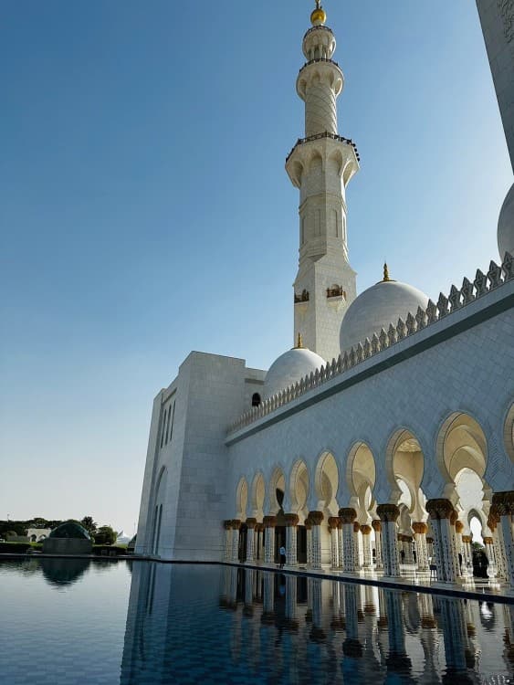 Abu Dhabi: Half Day Sightseeing Tour with Pick up & Drop off | ®ExcursionMania - Image 7