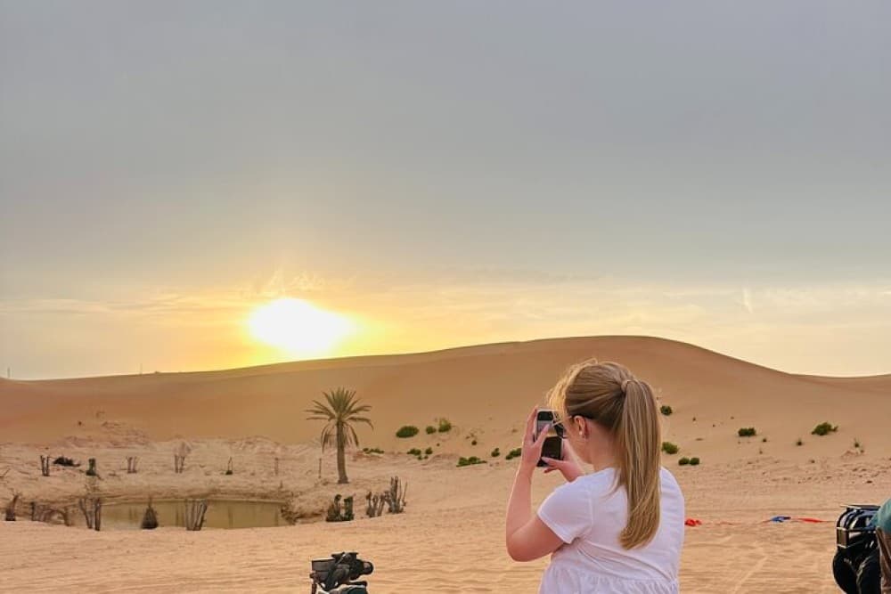 Abu Dhabi Layover & Stopover : Discover the City Between Flights | ®ExcursionMania - Image 1