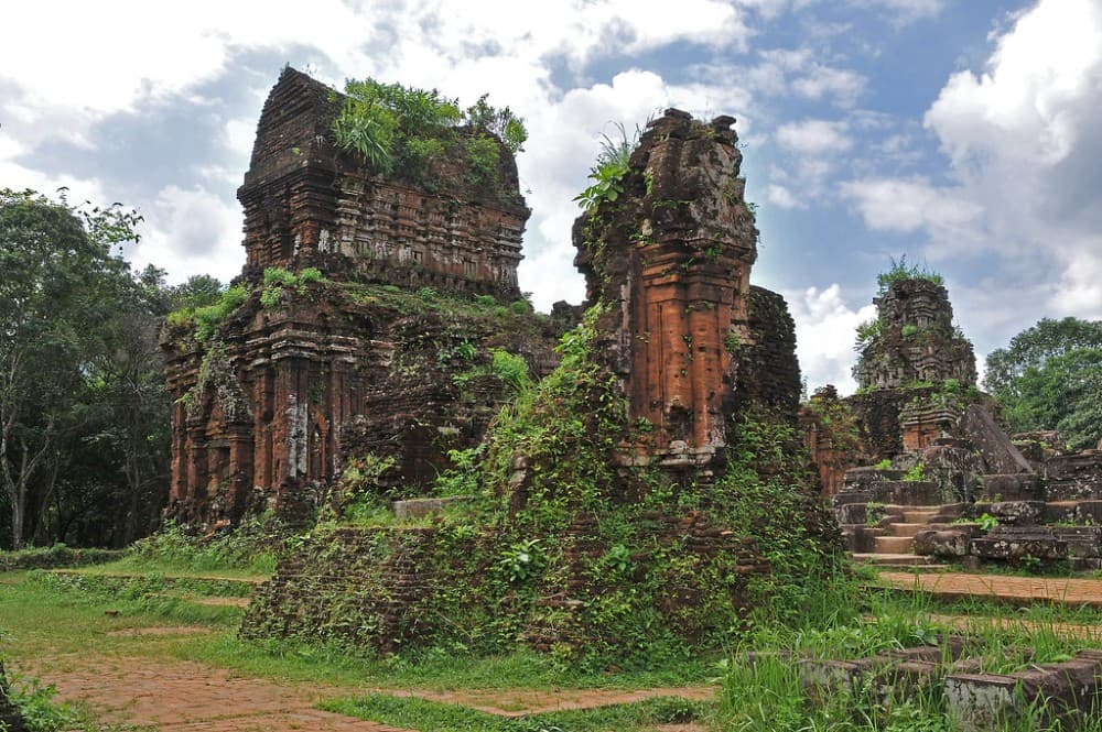 Amazing My Son Sunset Deluxe Small Group tour | ®ExcursionMania - Image 6