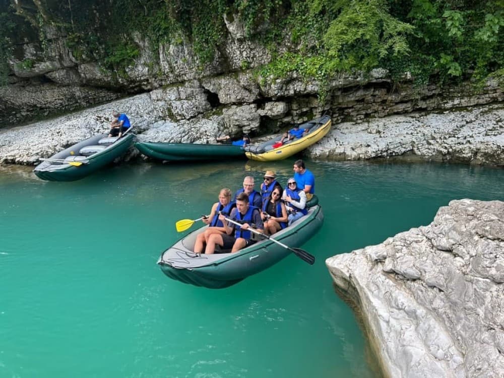 From Kutaisi:Canyons and caves tour with transfer to Tbilisi