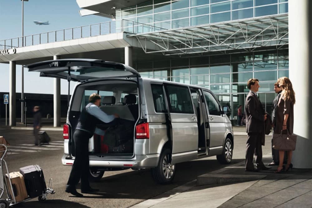 Livingstone: Airport Transfers | ®ExcursionMania - Image 3