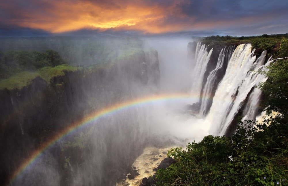 Zambia: Victoria Falls Guided Tour