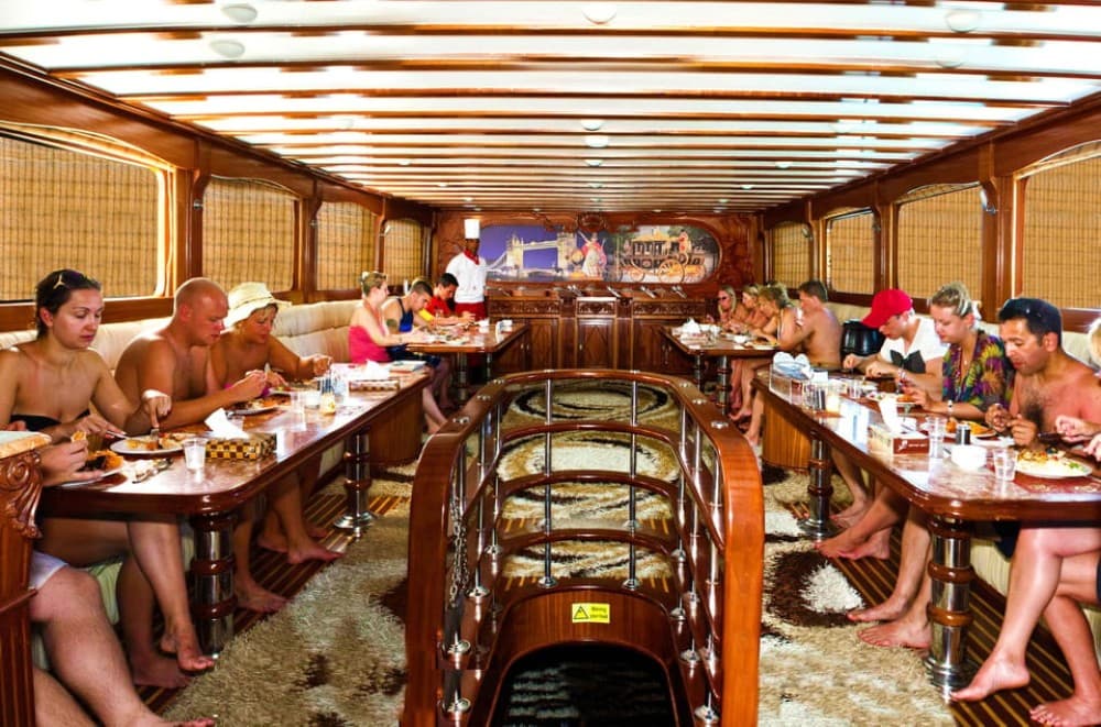 Sharm El-Sheikh: Luxury Ras Mohammed & White Island Cruise | ®ExcursionMania - Image 5