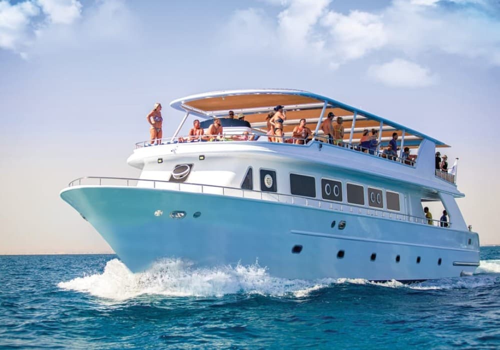 Sharm El-Sheikh: Luxury Ras Mohammed & White Island Cruise