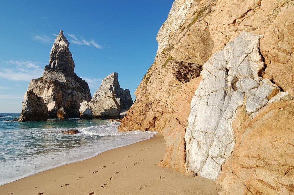Praia: Guided hike from Rui Vaz | ®ExcursionMania - Image 3